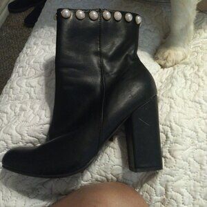 Low cut Shoe Bootie